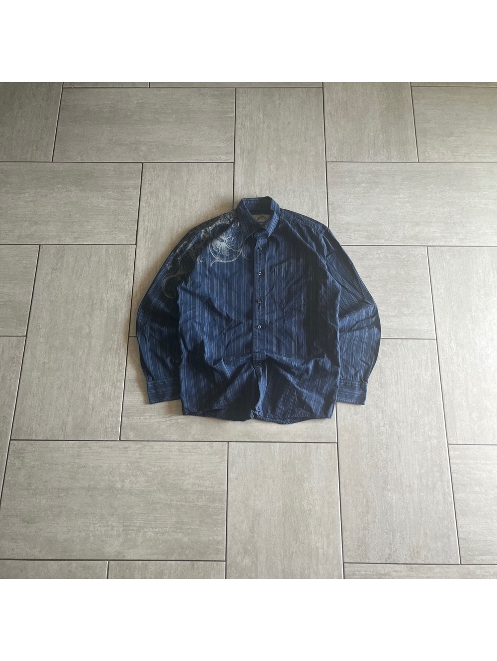 Bruno New York Men's Button-Up Shirt Size Small Blue Graphic